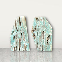 Load image into Gallery viewer, Caribbean Calcite Standing Form - BESPELL & CO.
