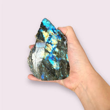 Load image into Gallery viewer, Labradorite Freeform - Crystals